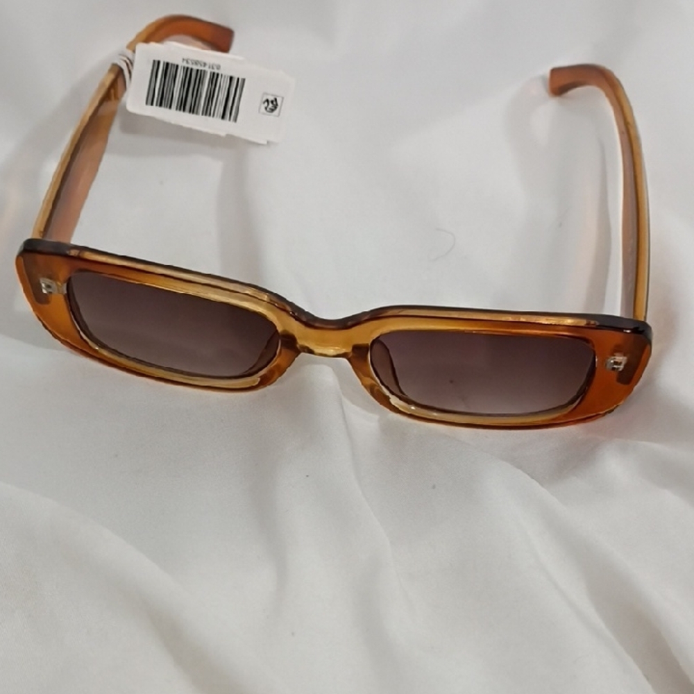 NWT Aire Ceres 244221 Brown Rectangular Womens Sunglasses No Case Included